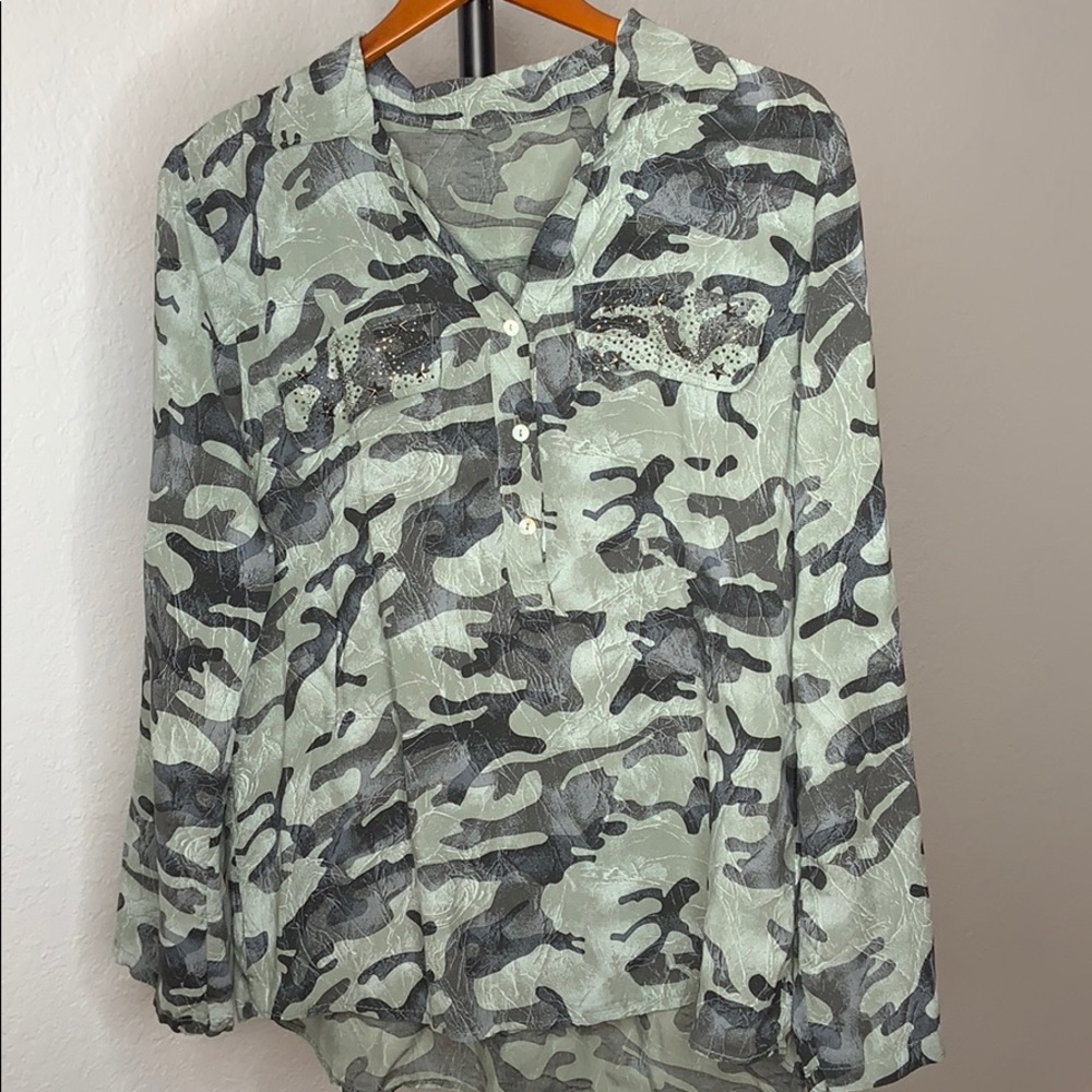 Shirt L